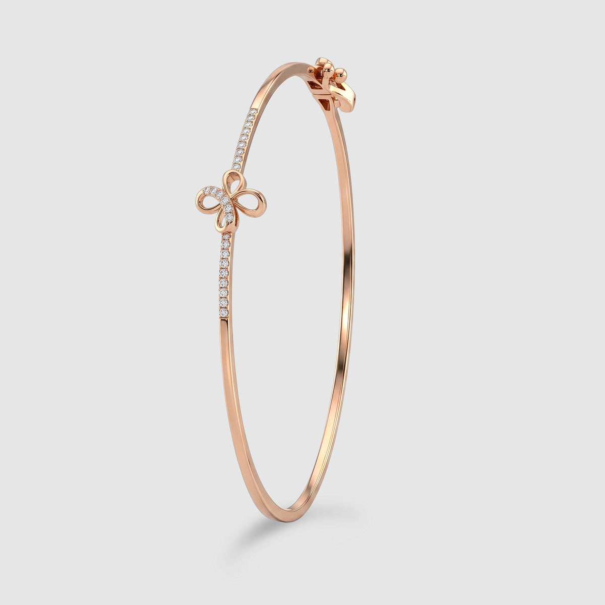 Four-Leaf Pavé